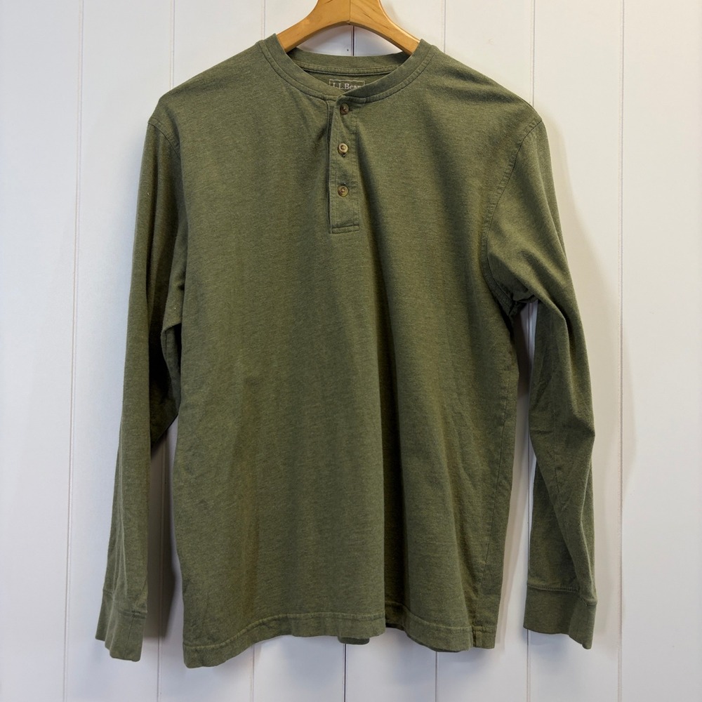 LL Bean Preppy Henley Shirt Men Size M Earthy Gorpcore Outdoor Minimalist Comfy